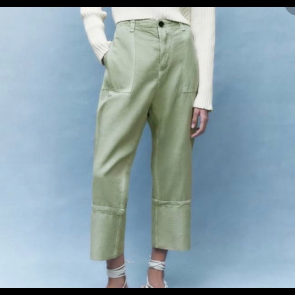 NEVER WORN light green cuff pants